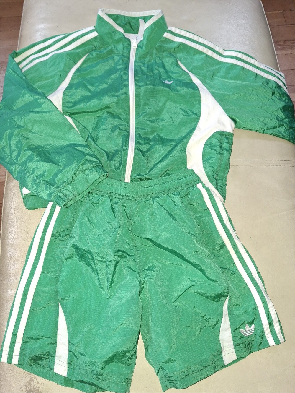 adidas Green & White Kids Track Jacket and Shorts Set Medium 11-12 Youth